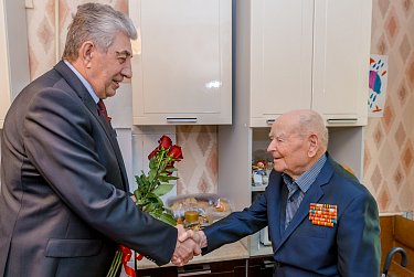 Интересная и долгая жизнь солдат Победы!